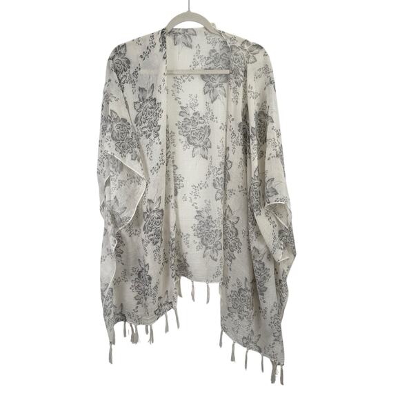 NATURAL LIFE Sweaters - Natural Life Grey White Floral Kimono Wrap Shawl Boho Womens One Size